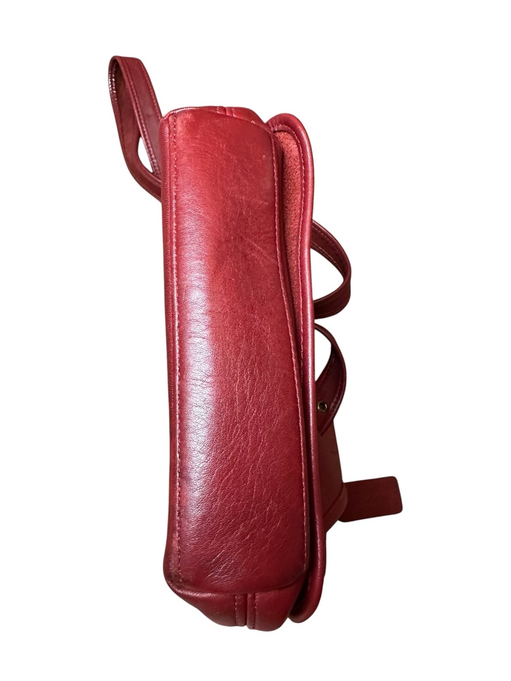 Vintage Coach Legacy  Companion Flap
#9715 Turn Lock, Crossbody, Red/Bordeaux - Picture 12 of 16